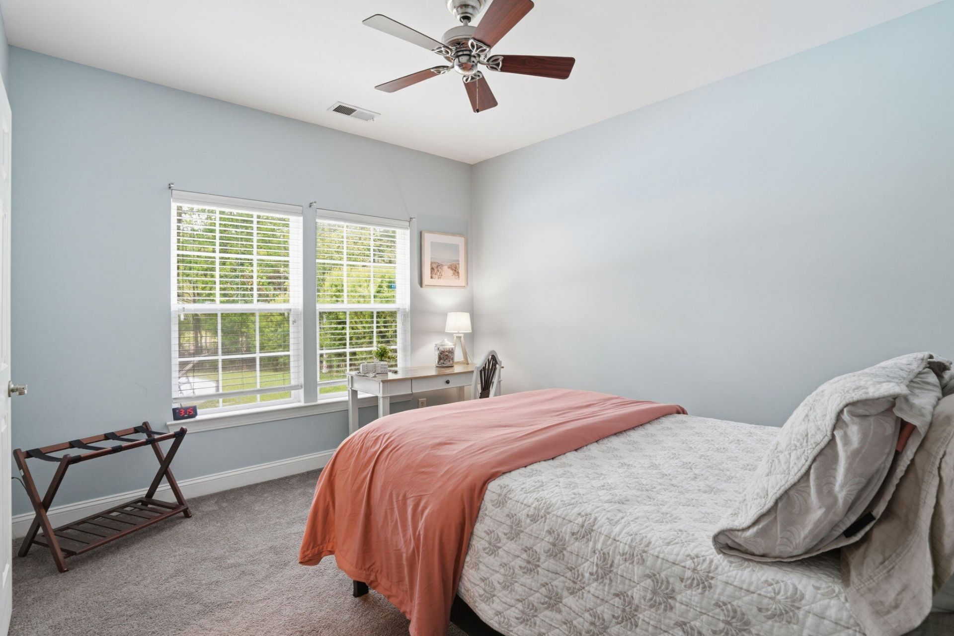 5272 Mulholland Drive Photo 17