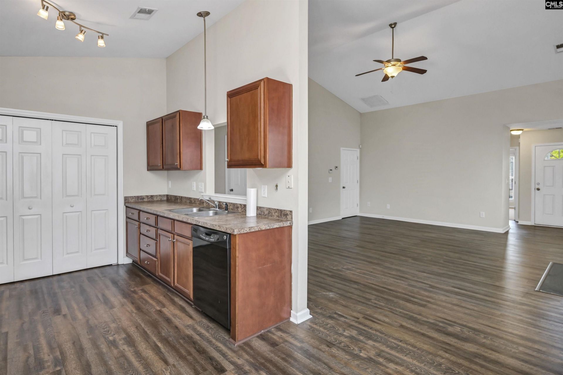 408 Moet Drive Photo 9