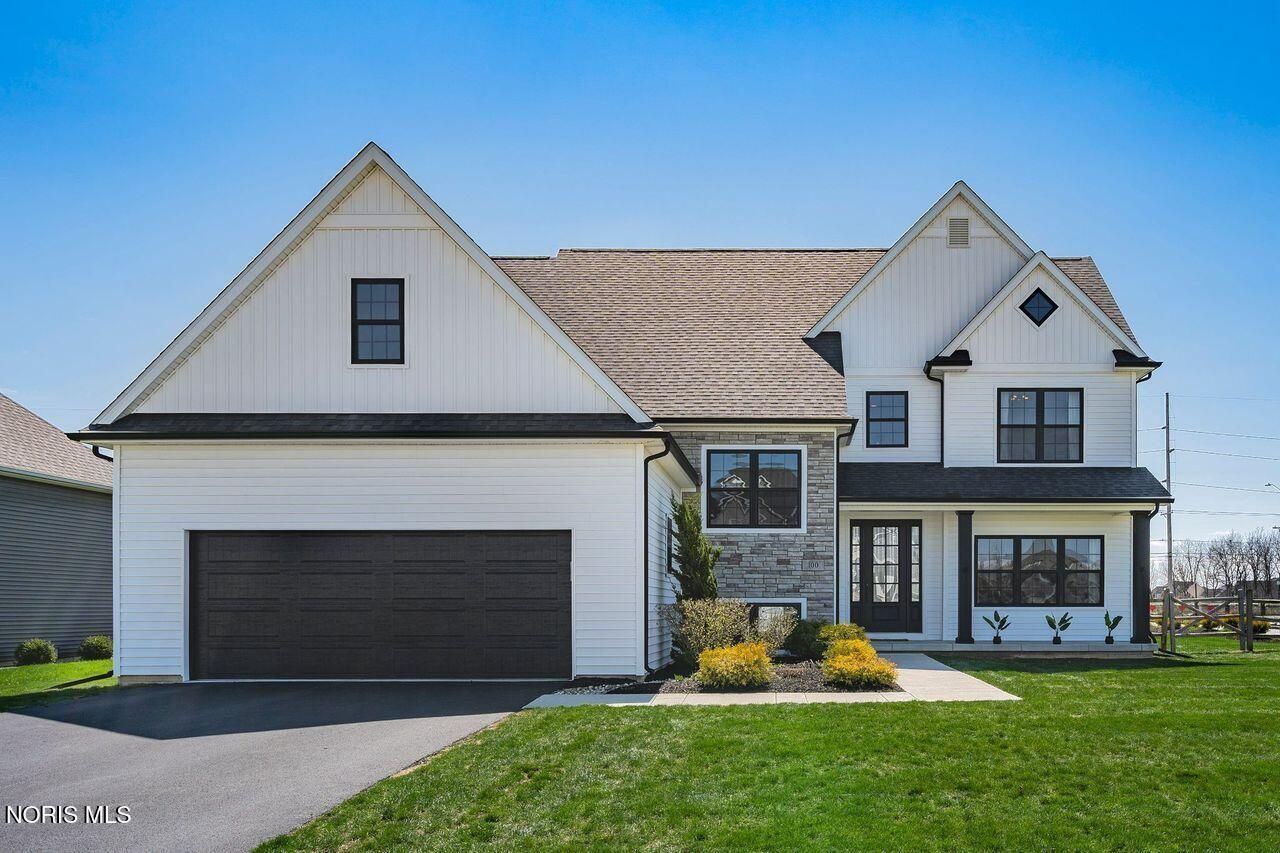 100 Howald Farm Court, Perrysburg, OH 43551 Main Photo