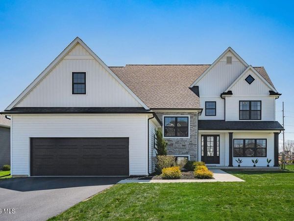 100 Howald Farm Court, Perrysburg, OH 43551