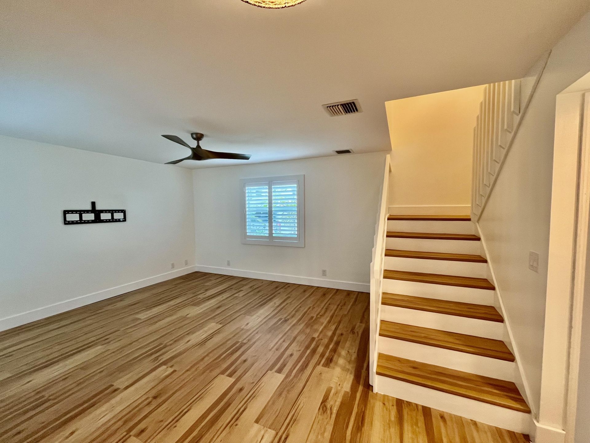 106 Linda Lane, Unit 4, Palm Beach Shores, FL 33404 Photo