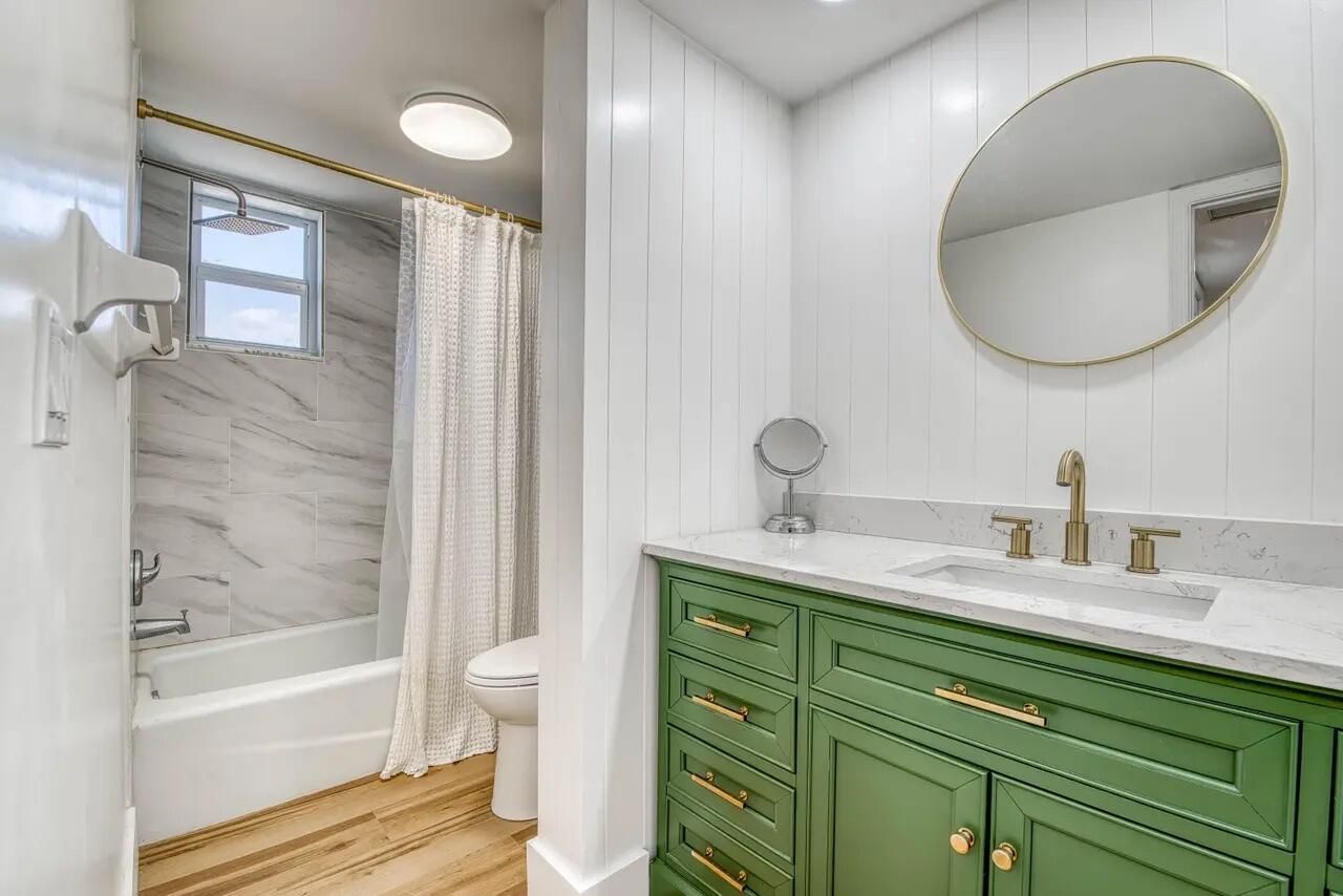 106 Linda Lane, Unit 4, Palm Beach Shores, FL 33404 Photo