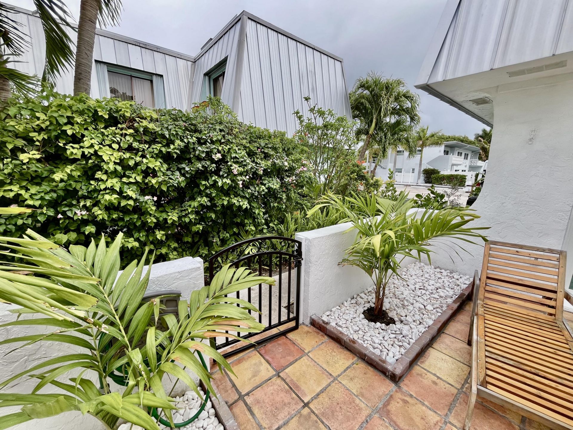 106 Linda Lane, Unit 4, Palm Beach Shores, FL 33404 Photo