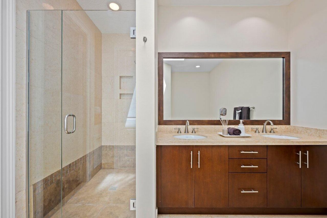 12 SE 1st Avenue, Unit 302, Delray Beach, FL 33444 Photo