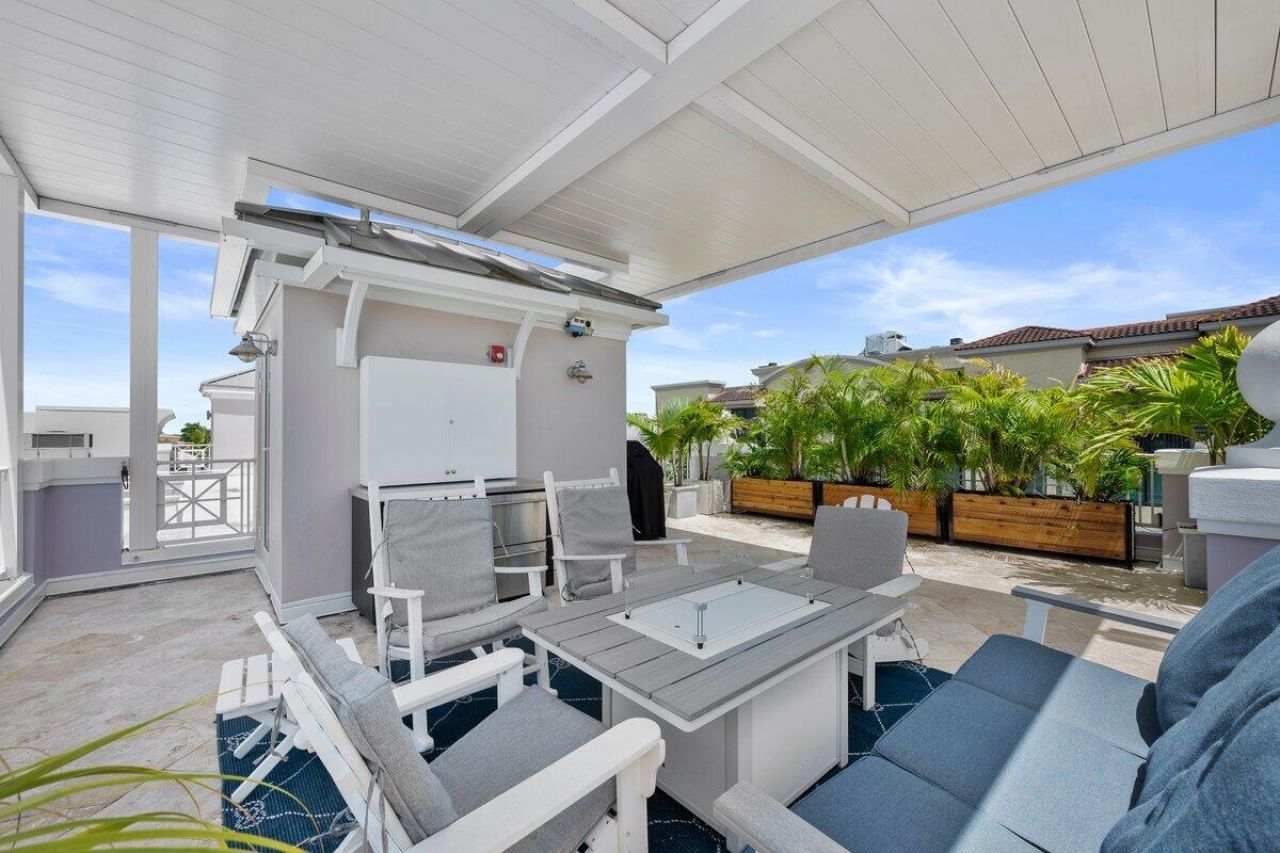 12 SE 1st Avenue, Unit 302, Delray Beach, FL 33444 Photo