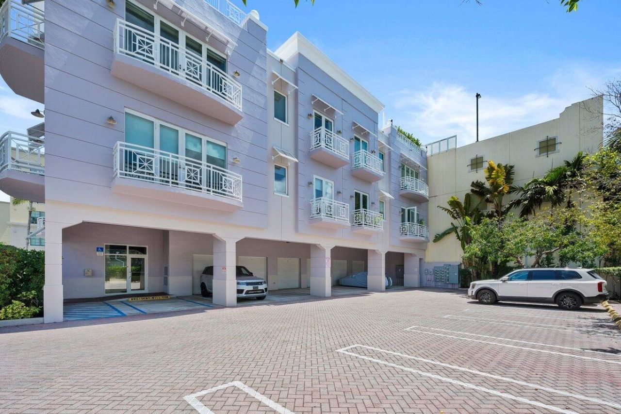 12 SE 1st Avenue, Unit 302, Delray Beach, FL 33444 Photo