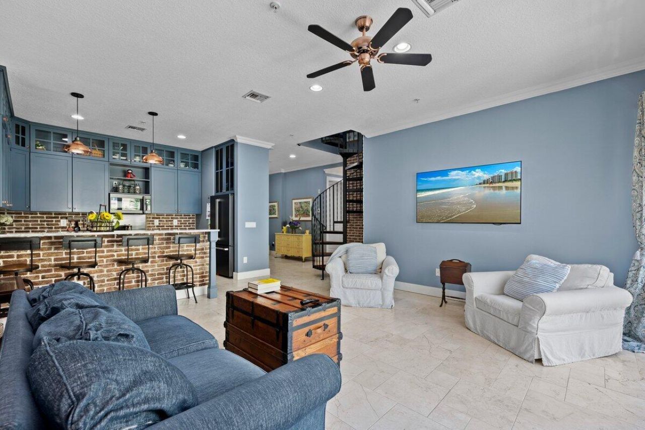 12 SE 1st Avenue, Unit 302, Delray Beach, FL 33444 Photo