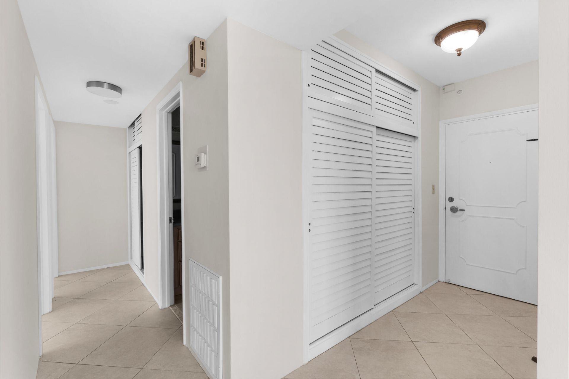 3200 NE 36th Street E, Unit 709, Fort Lauderdale, FL 33308 Photo