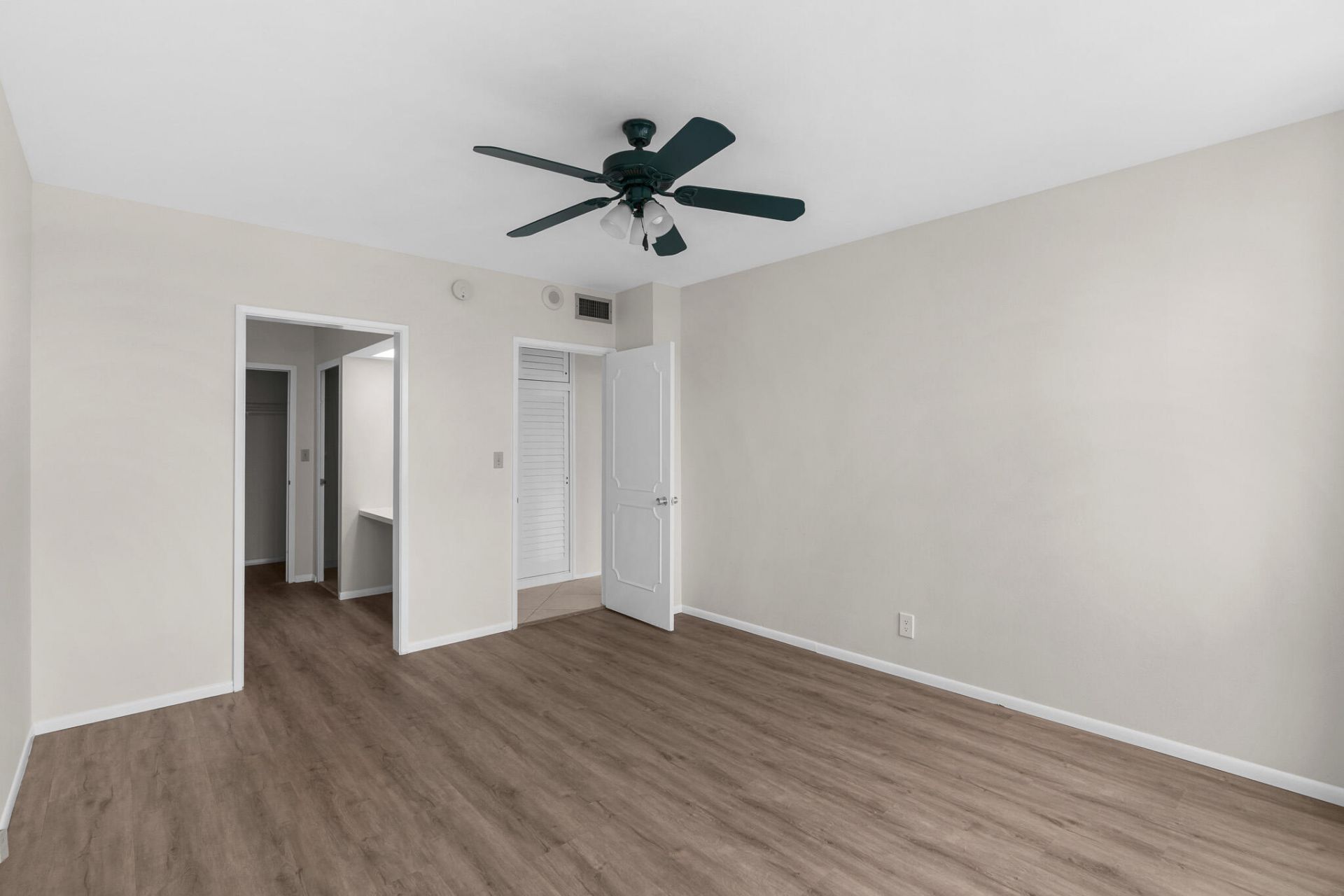 3200 NE 36th Street E, Unit 709, Fort Lauderdale, FL 33308 Photo