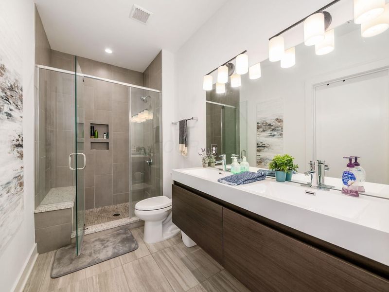 230 Neruda Avenue , Columbus, OH 43215 Photo 35