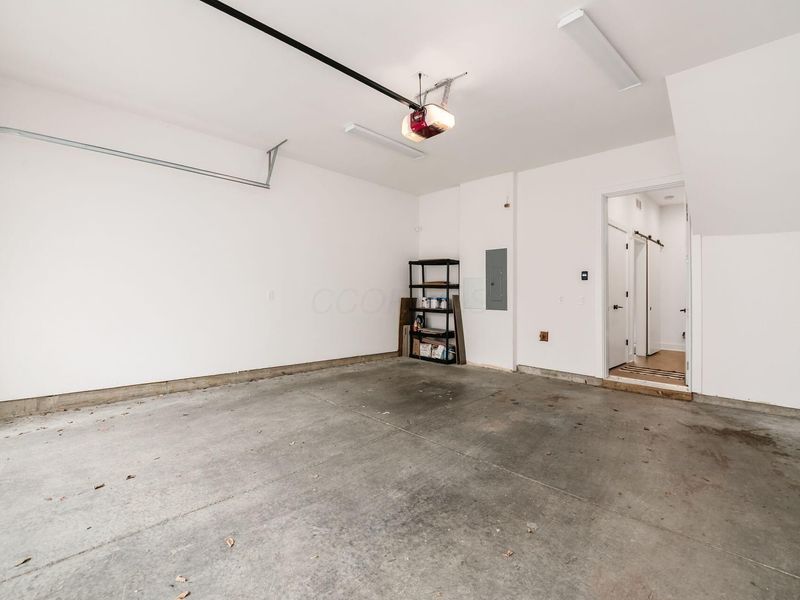 230 Neruda Avenue , Columbus, OH 43215 Photo 49