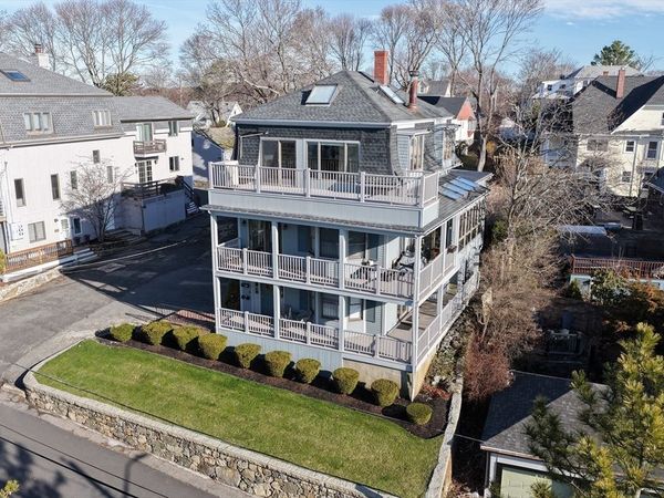 98 Rockland Street, Unit 3, Swampscott, MA 01907