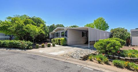 221 Bluebird Ln, Folsom, CA 95630 Photo