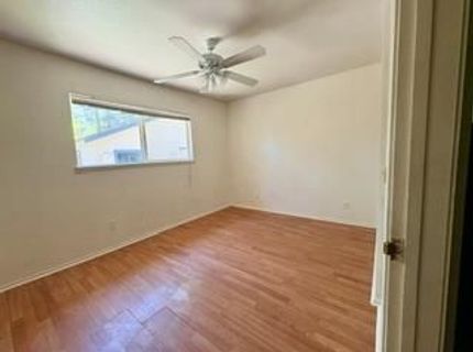 900 Patricia Ln, South Lake Tahoe, CA 96150 Photo