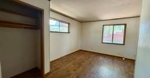 900 Patricia Ln, South Lake Tahoe, CA 96150 Photo