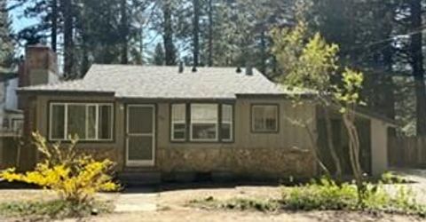 900 Patricia Ln, South Lake Tahoe, CA 96150 Photo