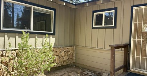 900 Patricia Ln, South Lake Tahoe, CA 96150 Photo