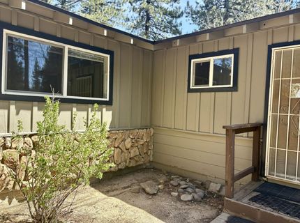 900 Patricia Ln, South Lake Tahoe, CA 96150 Photo