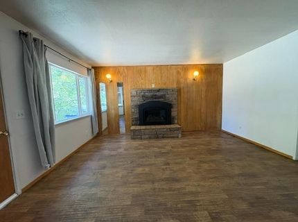 900 Patricia Ln, South Lake Tahoe, CA 96150 Photo