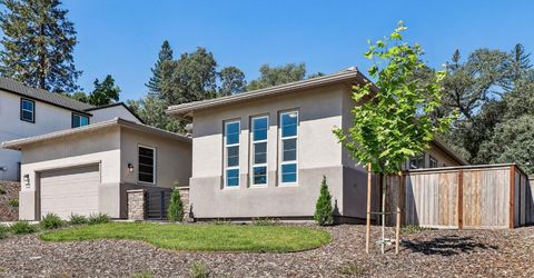 446 Canyon Creek Dr, Auburn, CA 95603 Photo