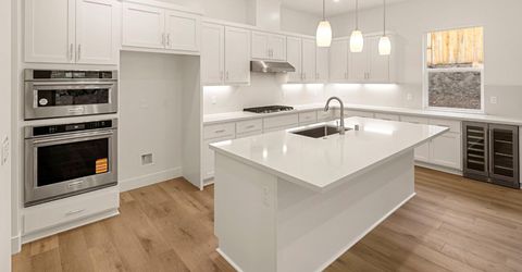 446 Canyon Creek Dr, Auburn, CA 95603 Photo