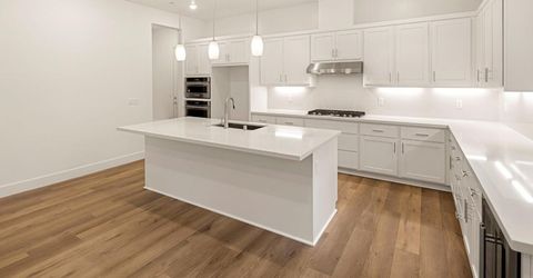 446 Canyon Creek Dr, Auburn, CA 95603 Photo