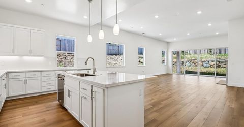 446 Canyon Creek Dr, Auburn, CA 95603 Photo