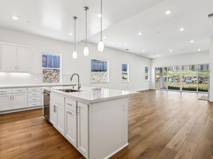 446 Canyon Creek Dr, Auburn, CA 95603 Photo