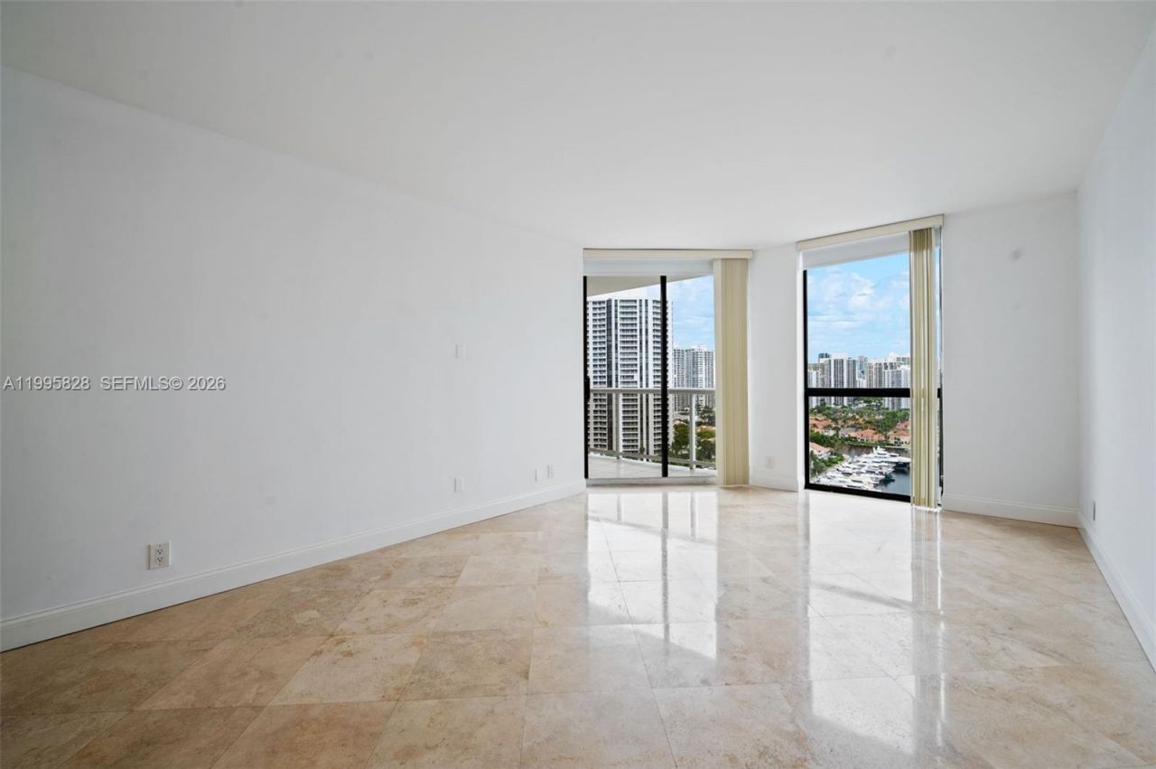 3640 Yacht Club Drive , Unit 1807, Aventura, FL 33180 Photo