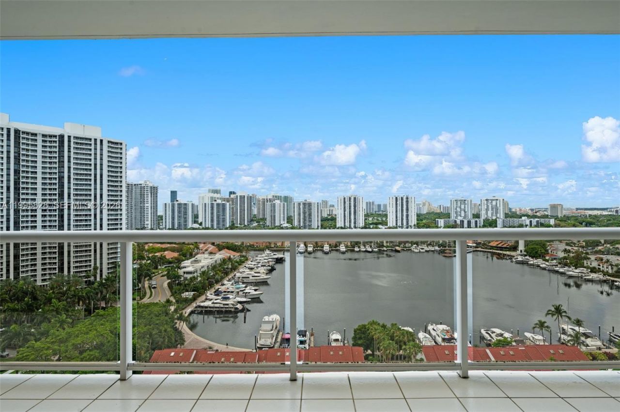 3640 Yacht Club Drive , Unit 1807, Aventura, FL 33180 Photo