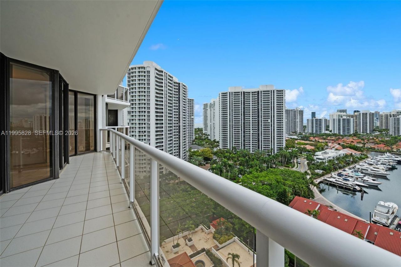 3640 Yacht Club Drive , Unit 1807, Aventura, FL 33180 Photo