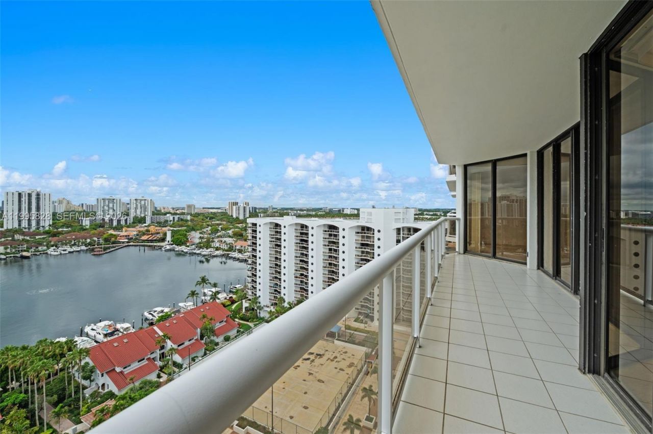 3640 Yacht Club Drive , Unit 1807, Aventura, FL 33180 Photo
