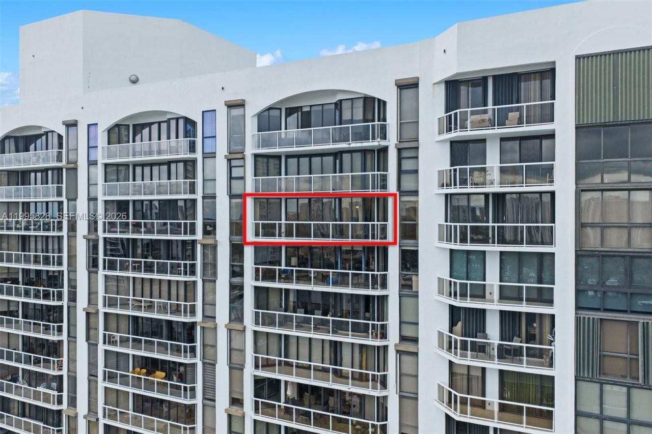 3640 Yacht Club Drive , Unit 1807, Aventura, FL 33180 Photo