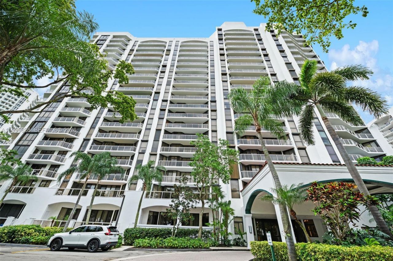 3640 Yacht Club Drive , Unit 1807, Aventura, FL 33180 Photo