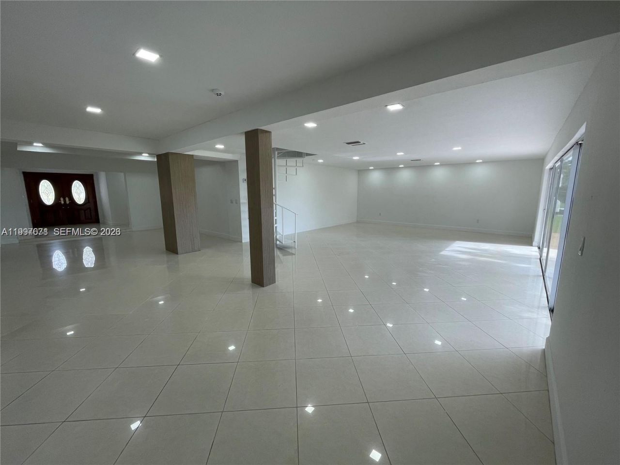 19740 W Saint Andrews Dr , Hialeah, FL 33015 Photo