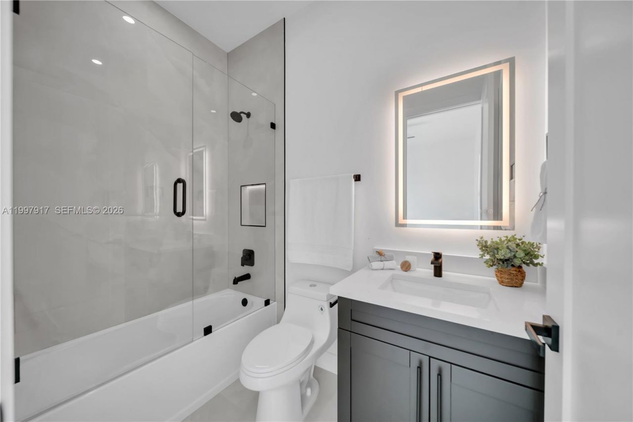 2406 Kismet Pkwy, Cape Coral, FL 33993 Photo