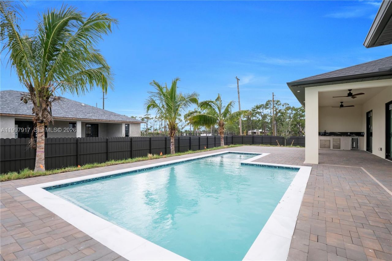 2406 Kismet Pkwy, Cape Coral, FL 33993 Photo