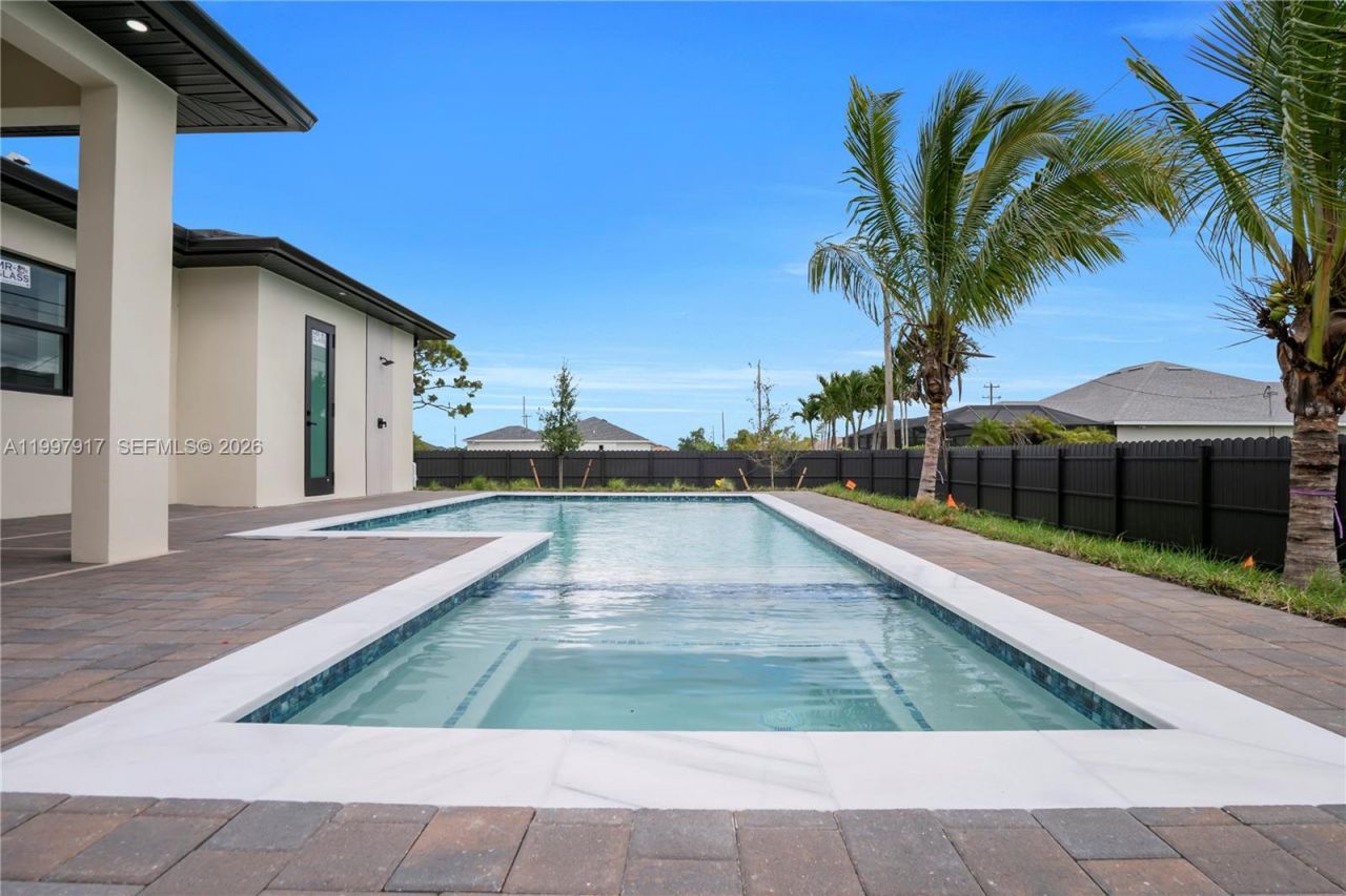 2406 Kismet Pkwy, Cape Coral, FL 33993 Photo