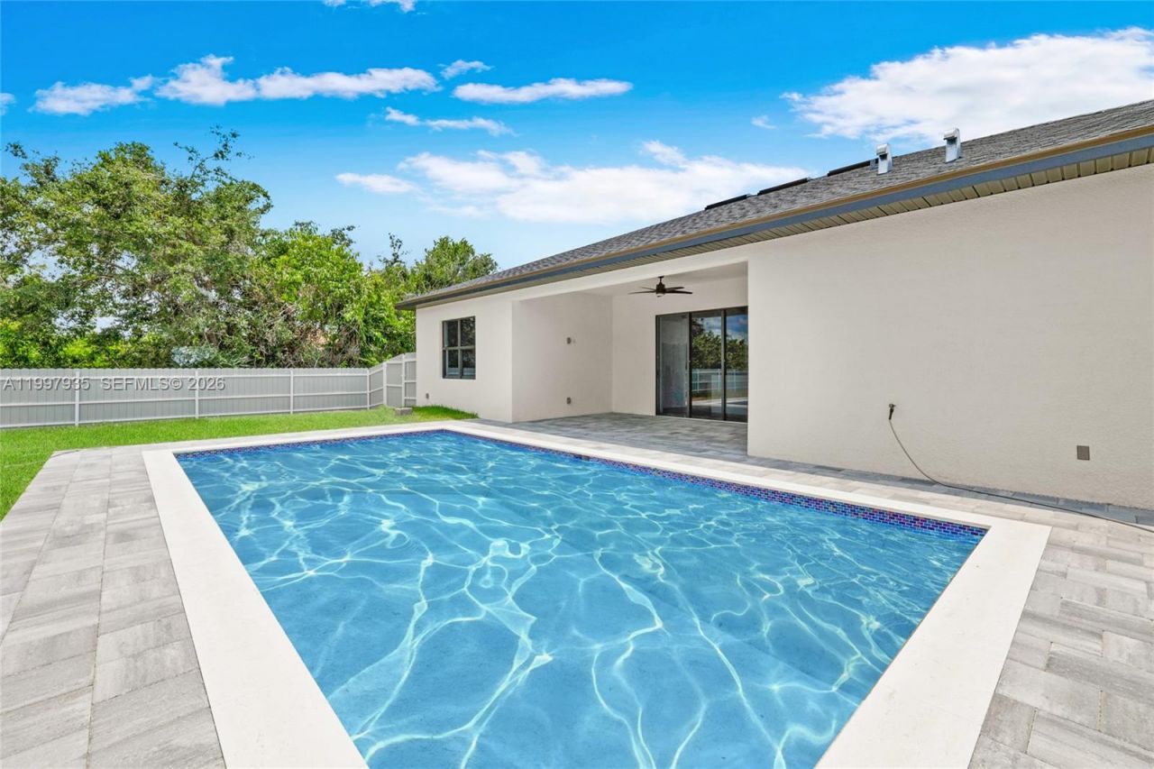 1333 NW 4th Street, Cape Coral, FL 33993 Photo
