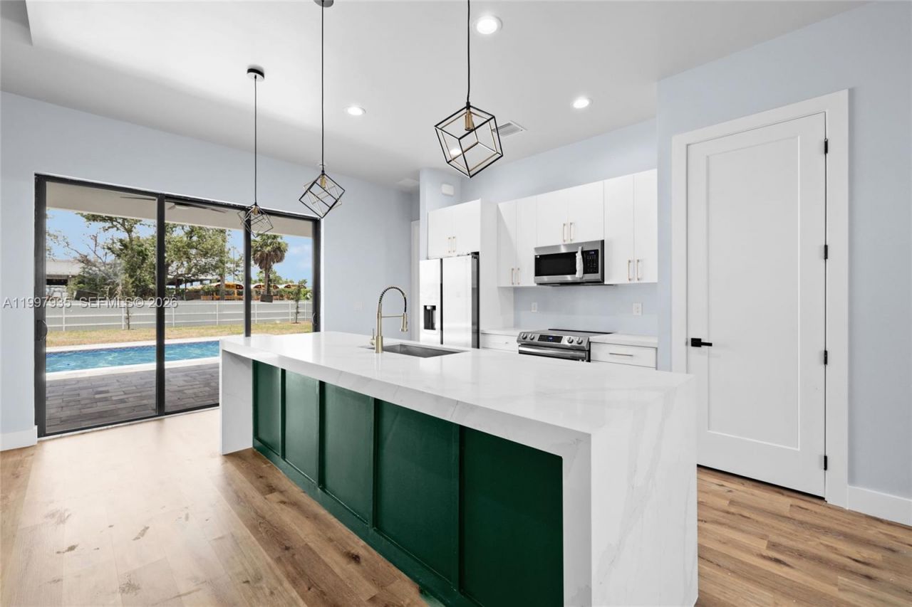 1333 NW 4th Street, Cape Coral, FL 33993 Photo
