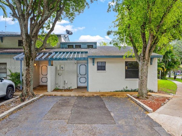 6916 SW 37th St, Unit 1-C, Miramar, FL 33023