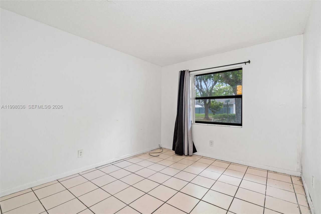 6916 SW 37th St, Unit 1-C, Miramar, FL 33023 Photo
