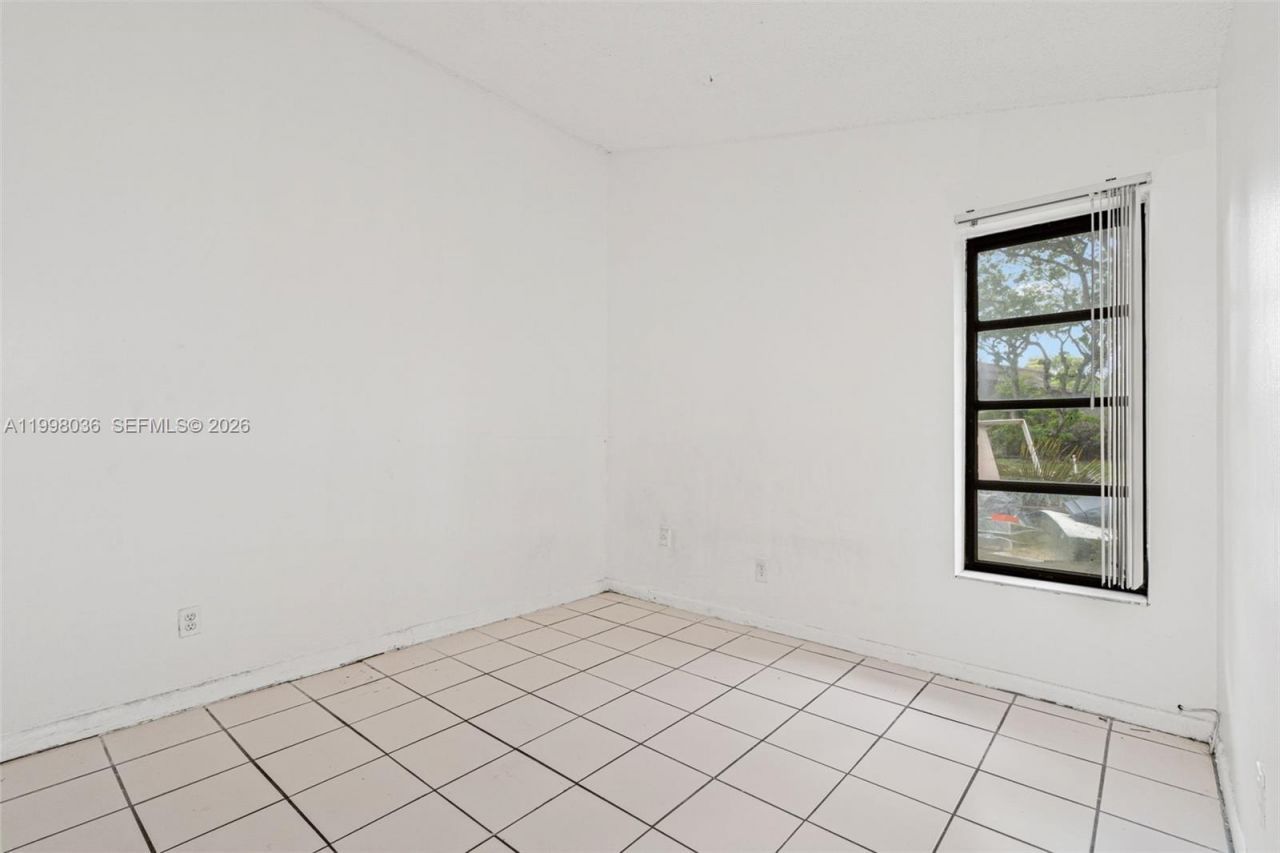 6916 SW 37th St, Unit 1-C, Miramar, FL 33023 Photo