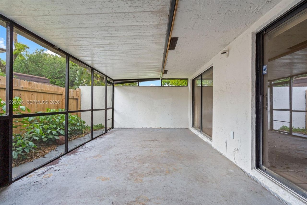 6916 SW 37th St, Unit 1-C, Miramar, FL 33023 Photo