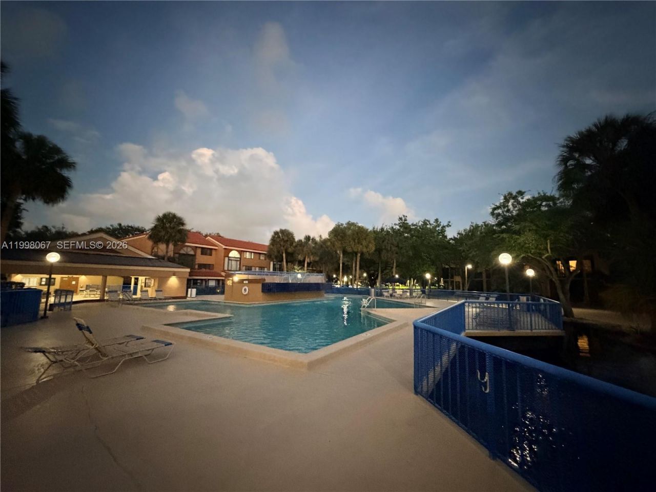 15405 N Miami Lakeway N, Unit 207, Miami Lakes, FL 33014 Photo