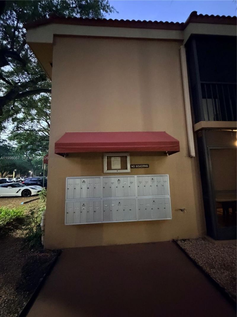 15405 N Miami Lakeway N, Unit 207, Miami Lakes, FL 33014 Photo