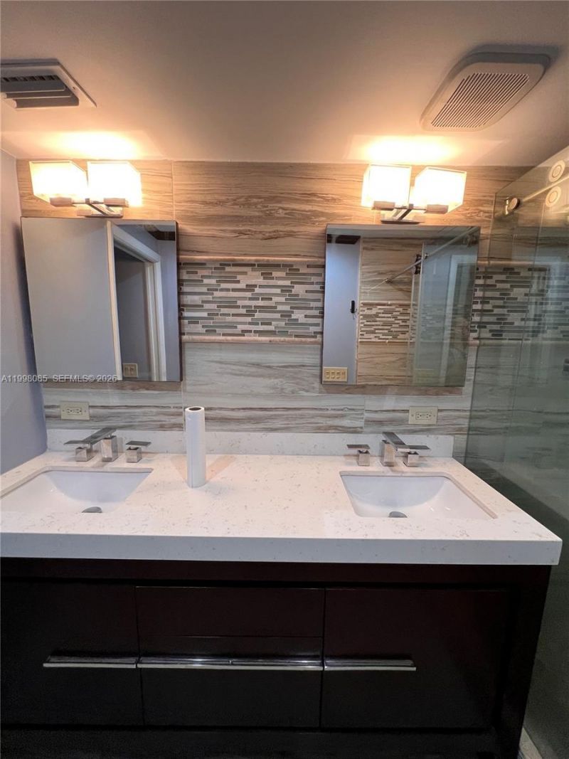 1750 James Ave, Unit 5G, Miami Beach, FL 33139 Photo