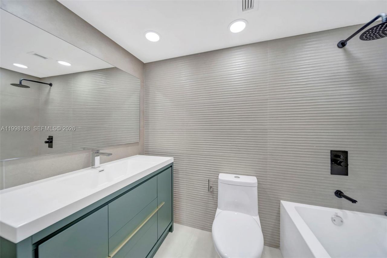 9455 W Flagler St, Unit C108, Miami, FL 33174 Photo