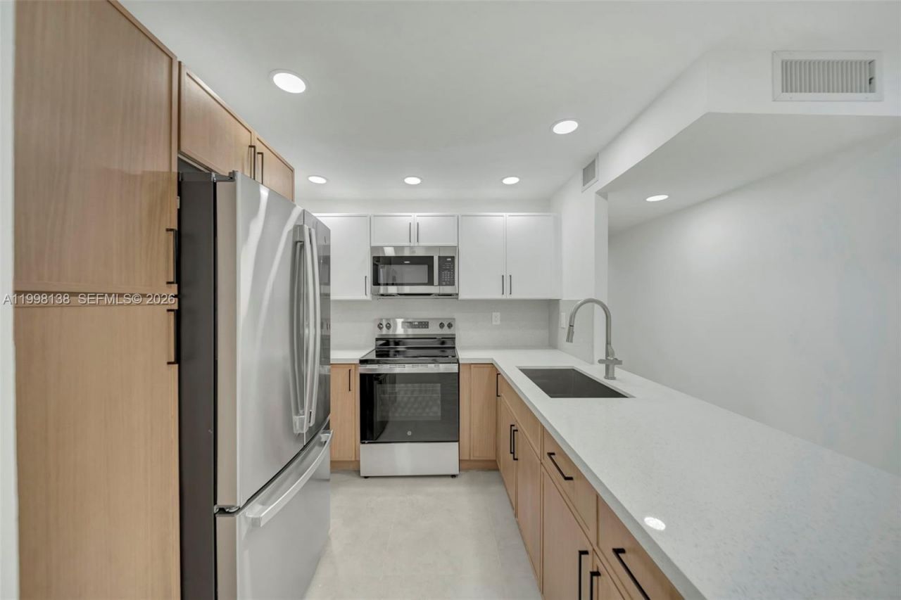 9455 W Flagler St, Unit C108, Miami, FL 33174 Photo