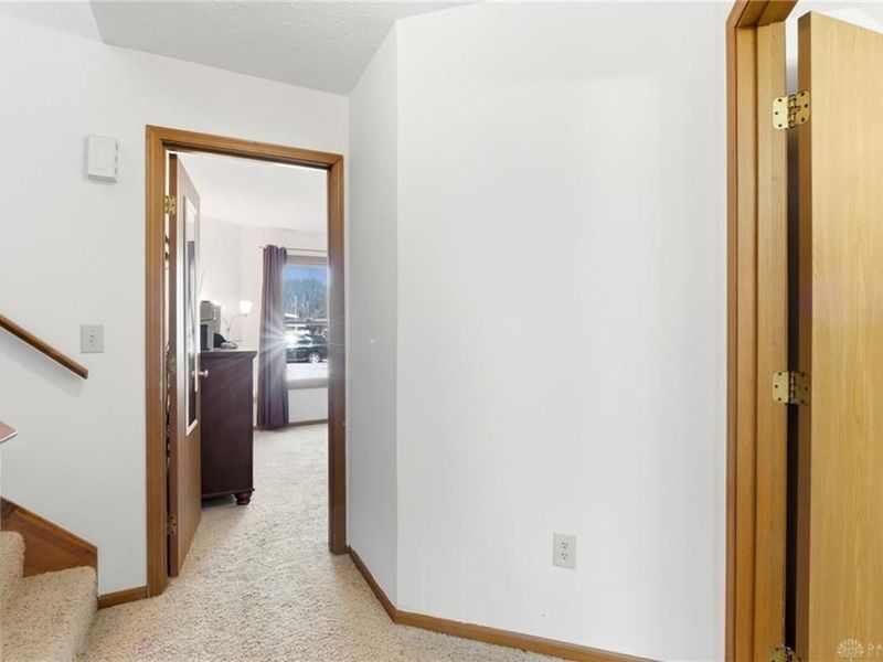 1562 Alameda Drive, Xenia, OH 45385 Photo 10